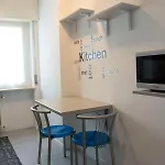Apartment J&m House -fronte Ospedale-
