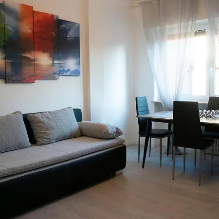 J&m House -fronte Ospedale-