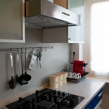 J&m House -fronte Ospedale- * Udine